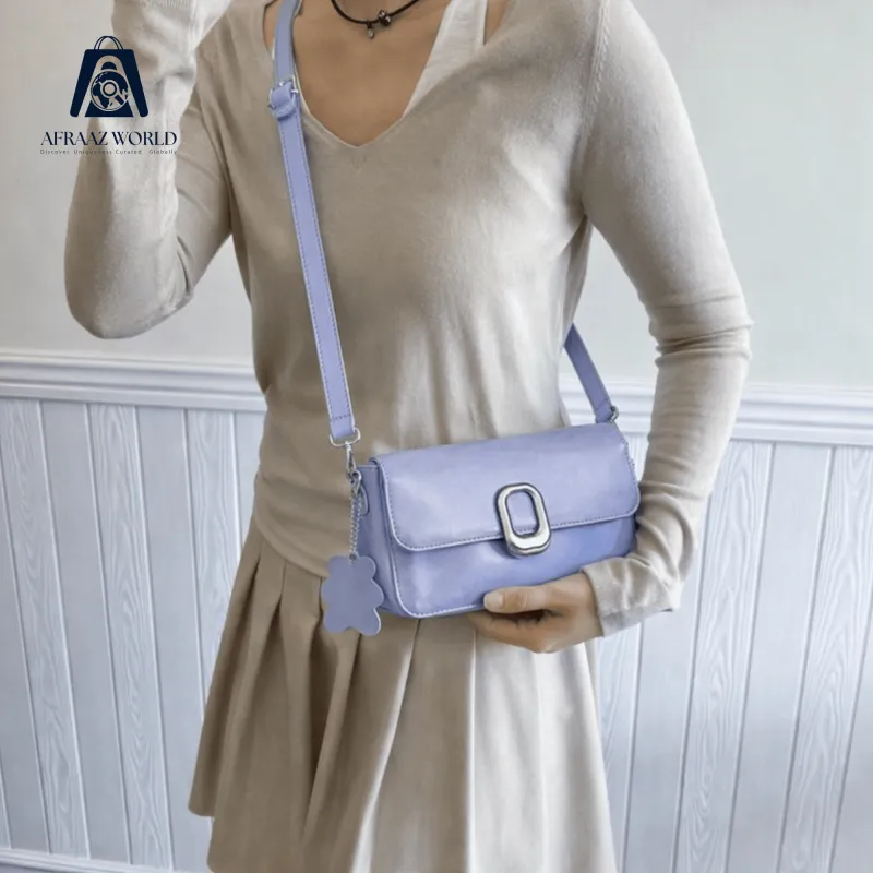 ChainAura Luxe Shoulder Bag