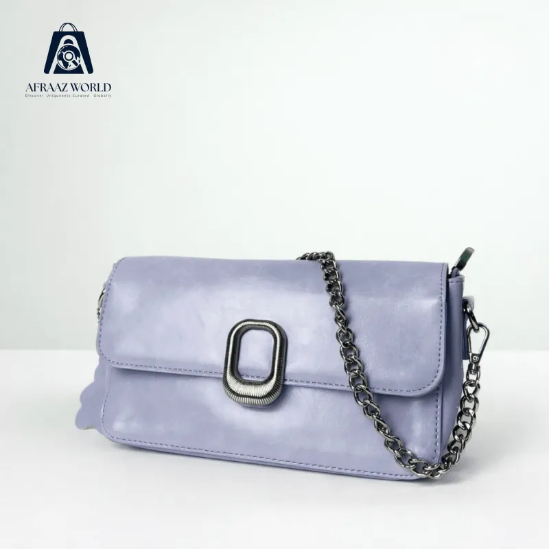 ChainAura Luxe Shoulder Bag