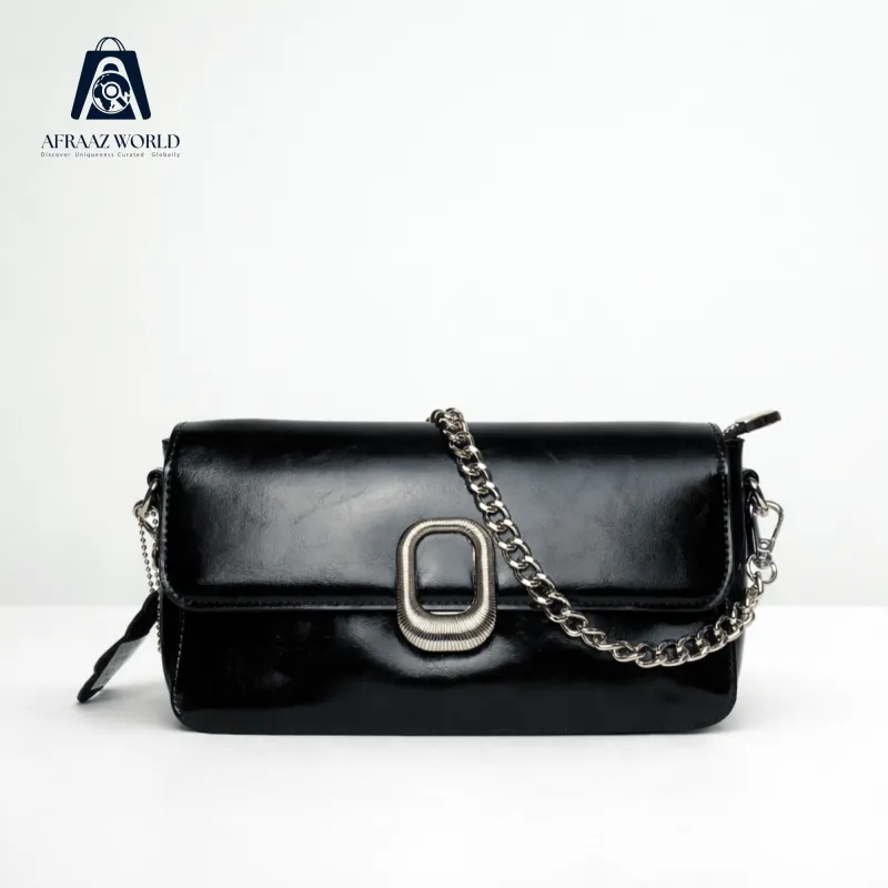 ChainAura Luxe Shoulder Bag