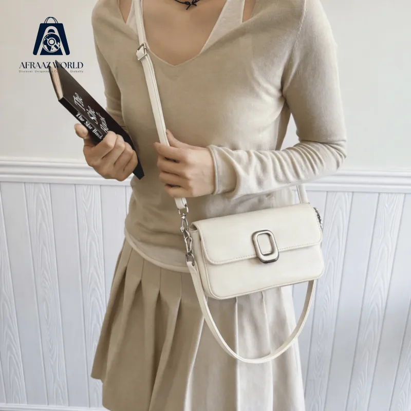 ChainAura Luxe Shoulder Bag