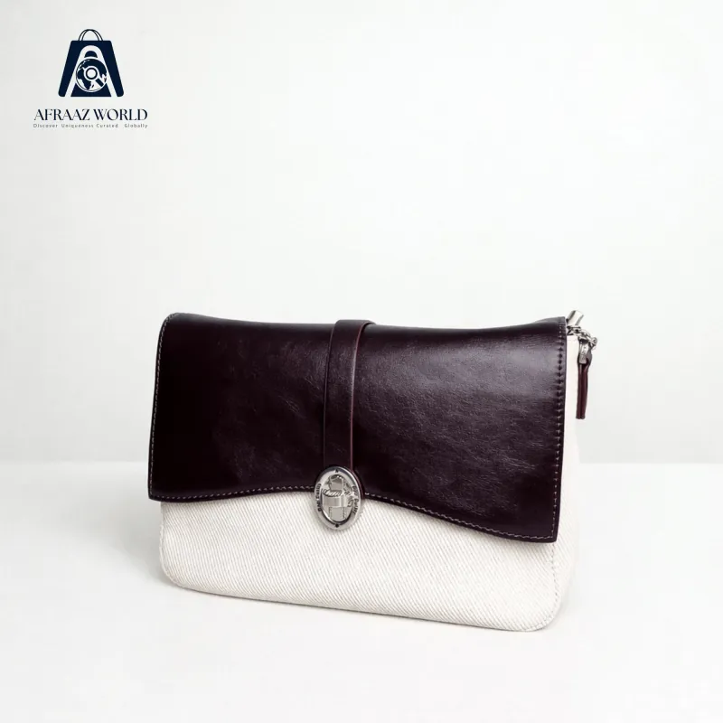 DuoCharm Classic Flap Clutch