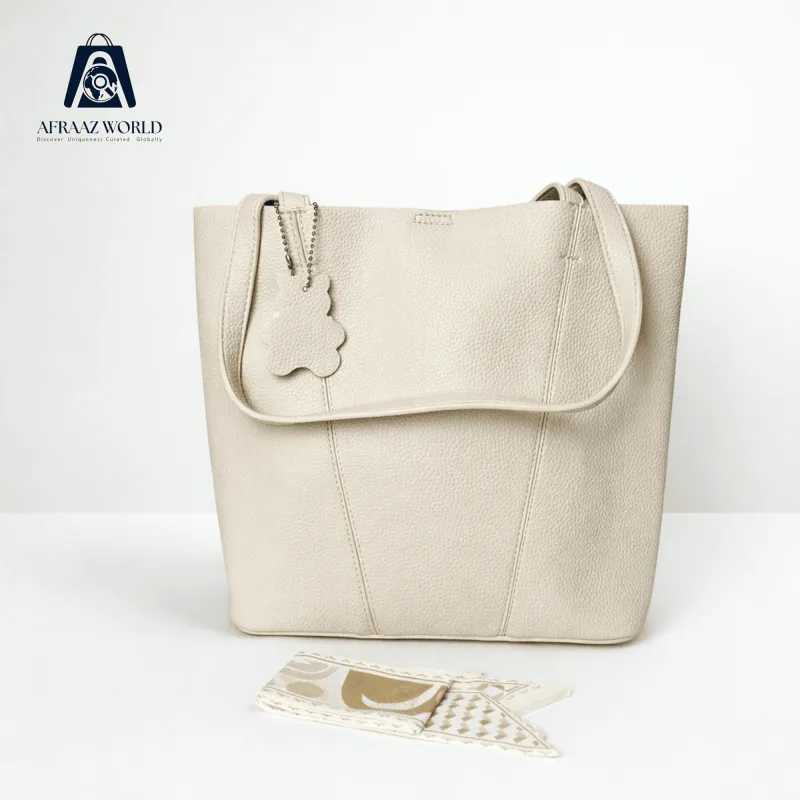 Urban Luxe Tote bag with pouch