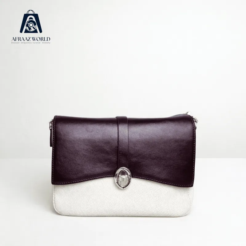 DuoCharm Classic Flap Clutch