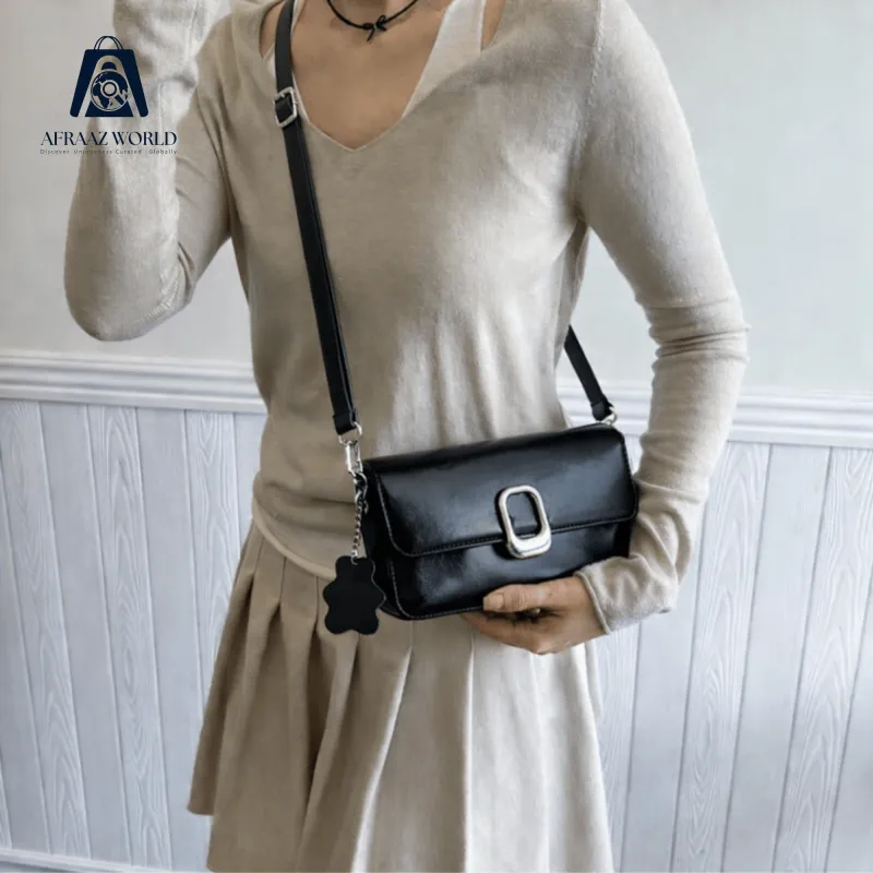 ChainAura Luxe Shoulder Bag